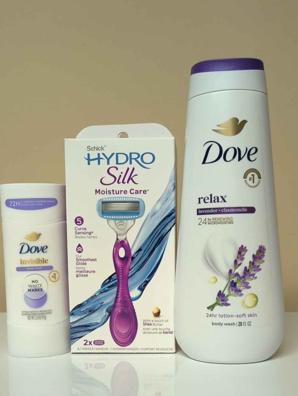 Dove Relax Lavender + Chamomile Body Wash — White